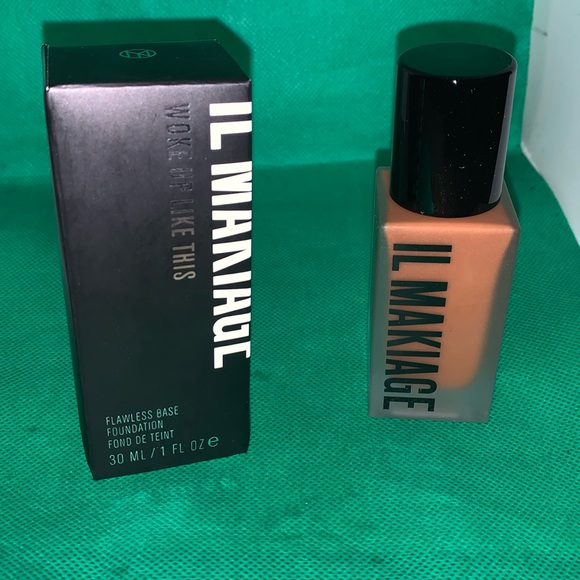 IL MAKIAGE Makeup Il Makiage Foundation Poshmark